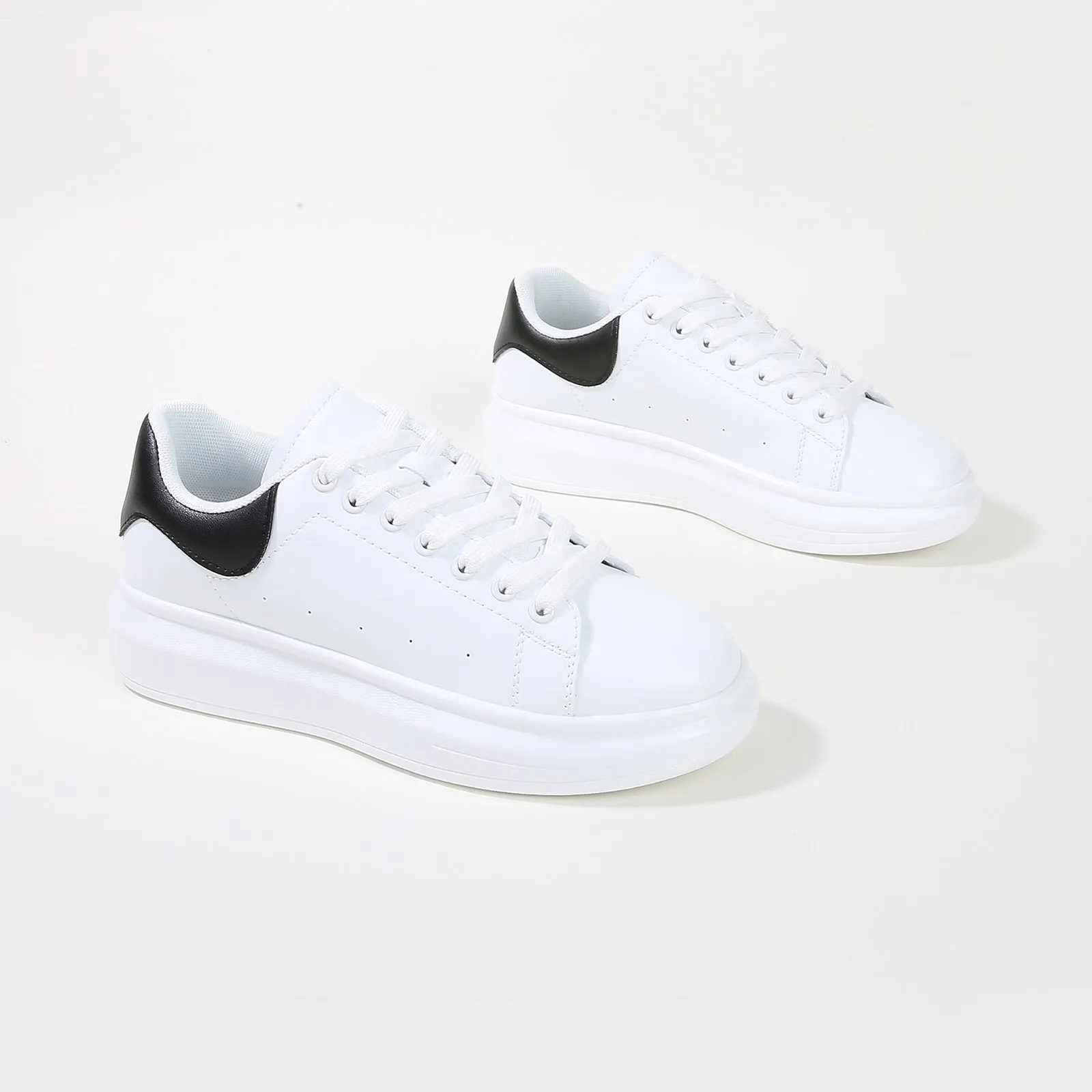 5008A Platform Sneaker
