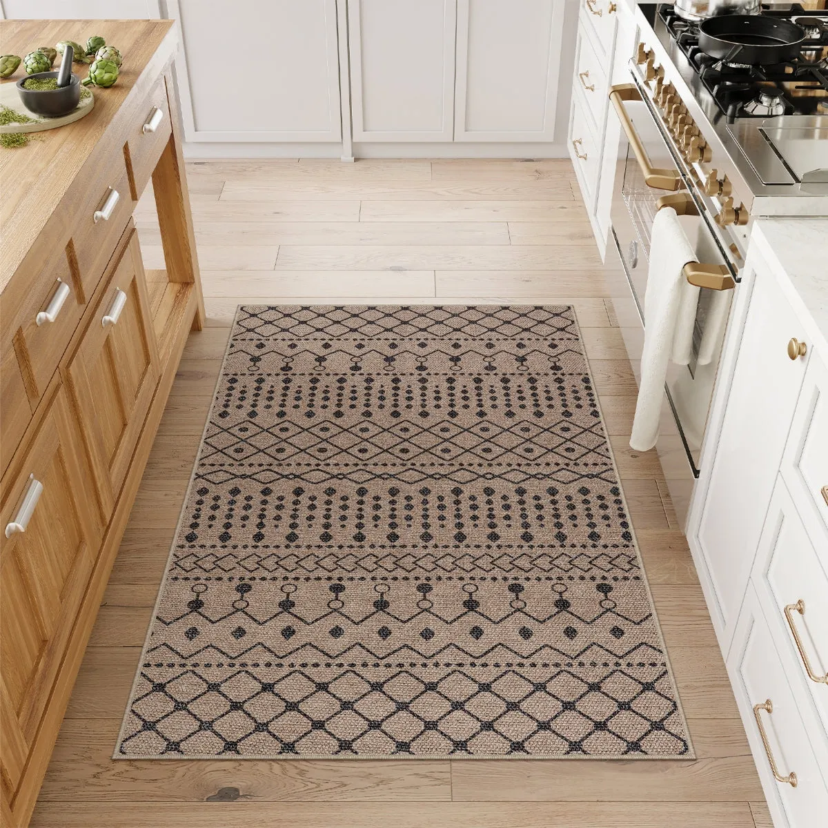 Aude Farmhouse Tribal Easy Jute Beige Rug