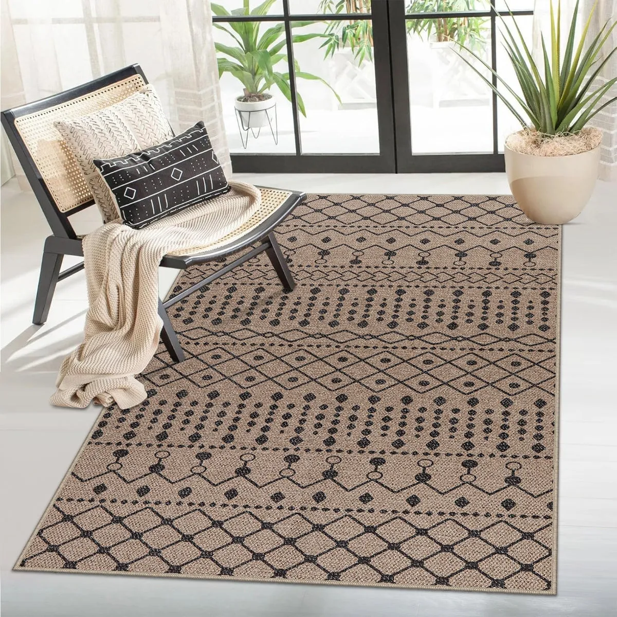 Aude Farmhouse Tribal Easy Jute Beige Rug