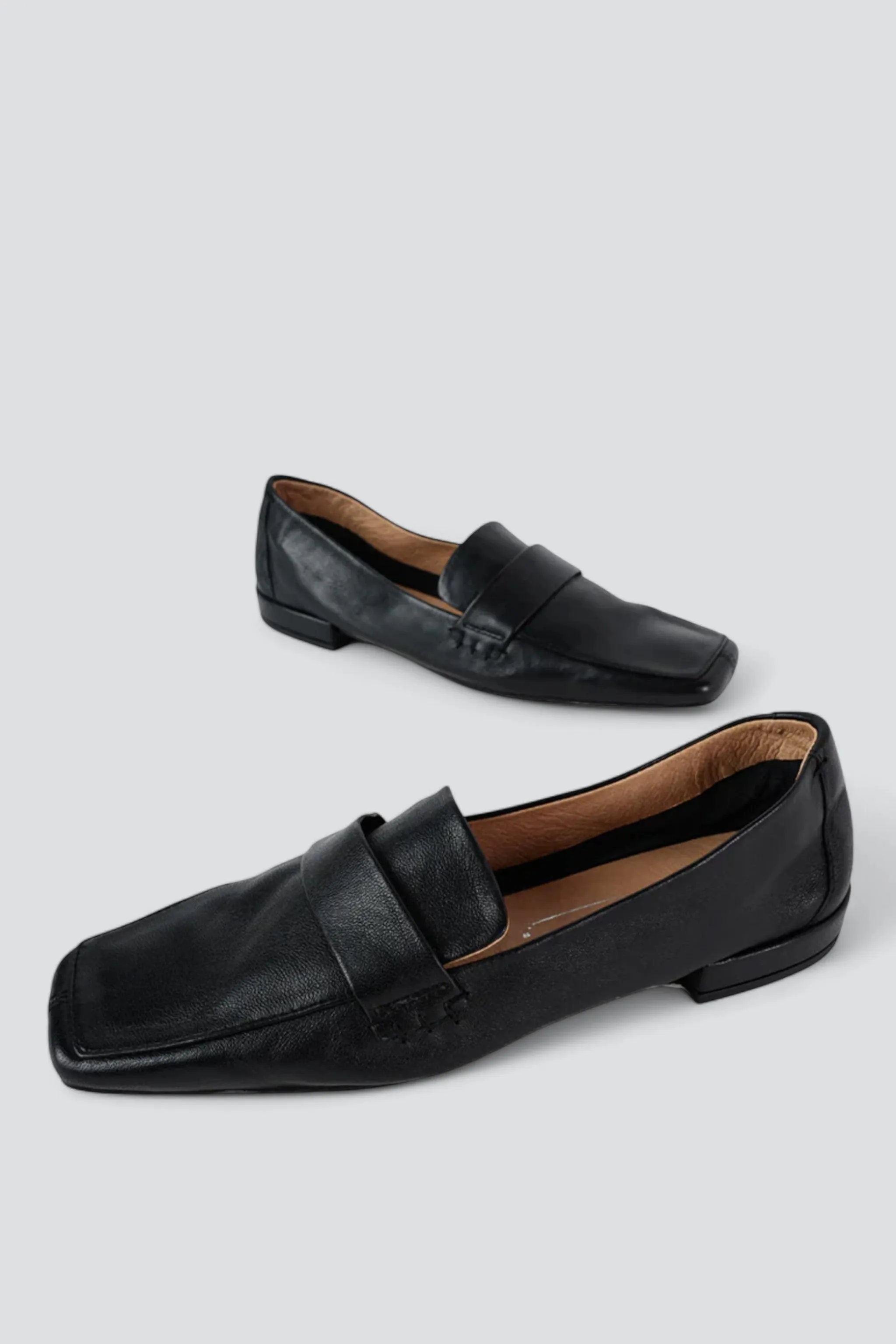 Black Pinky Loafer