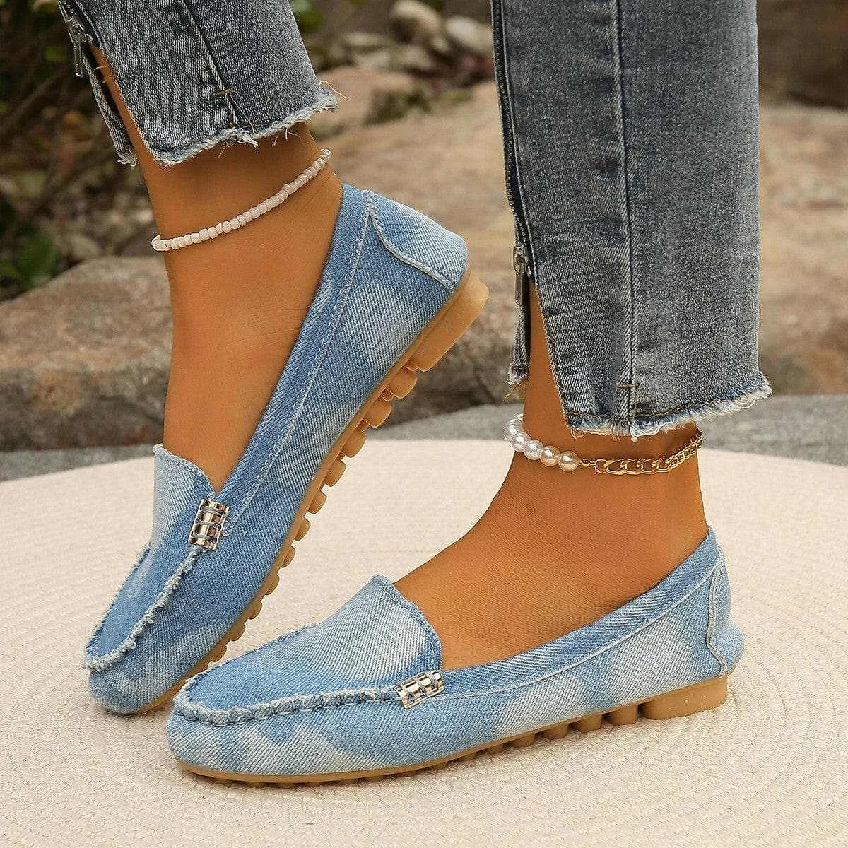 Elegant round toe loafers
