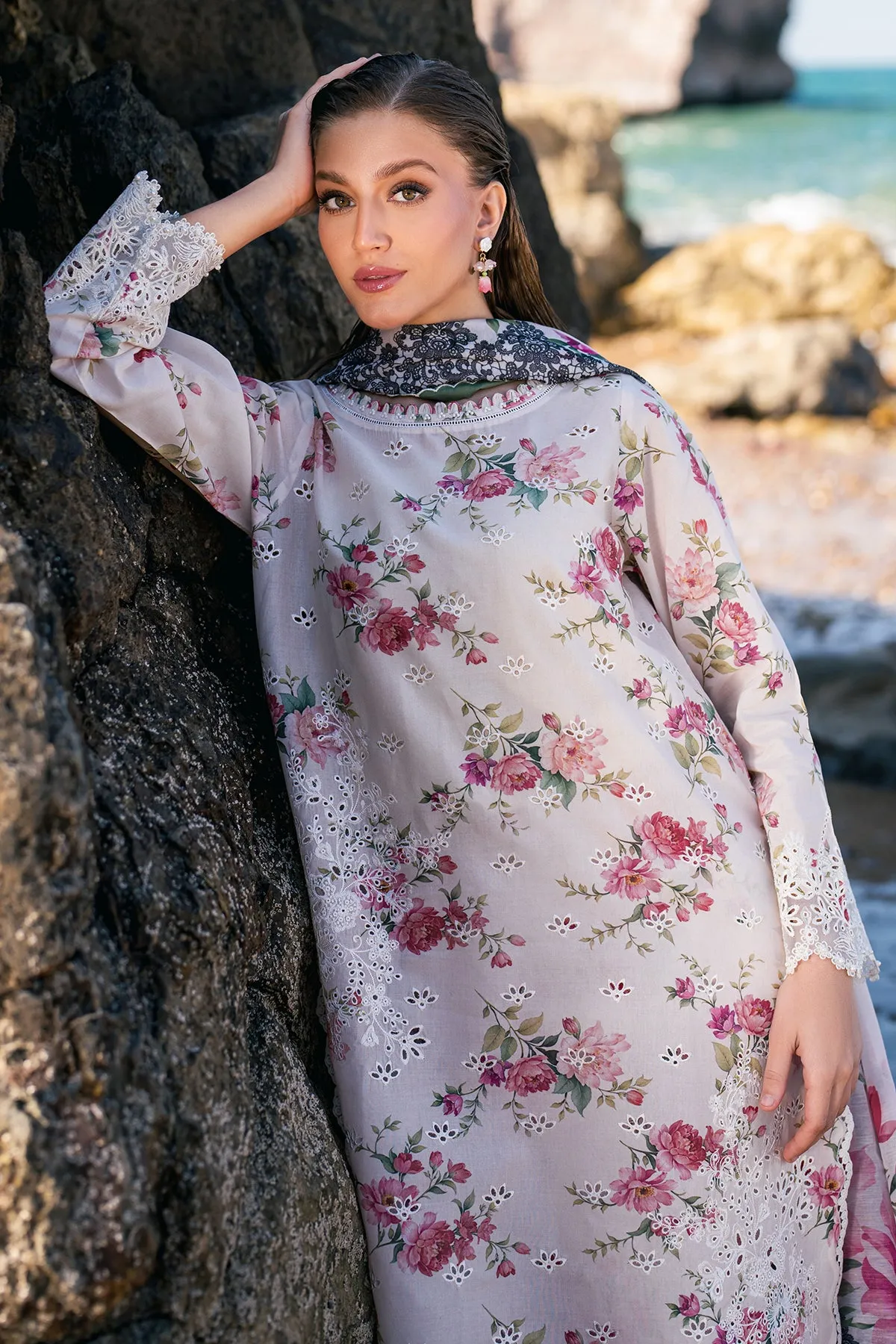 EMBROIDERED PRINTED LAWN UF-4107