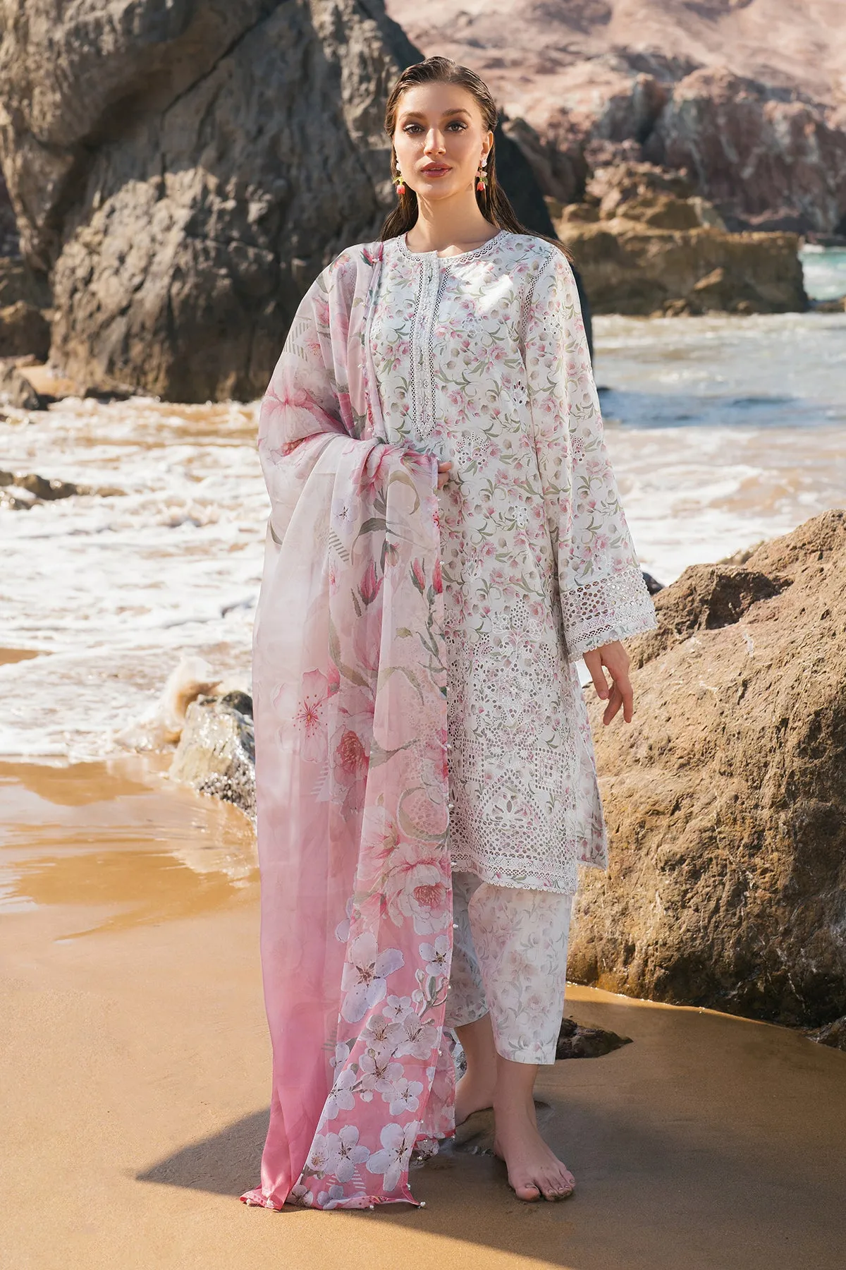 EMBROIDERED PRINTED LAWN UF-4115