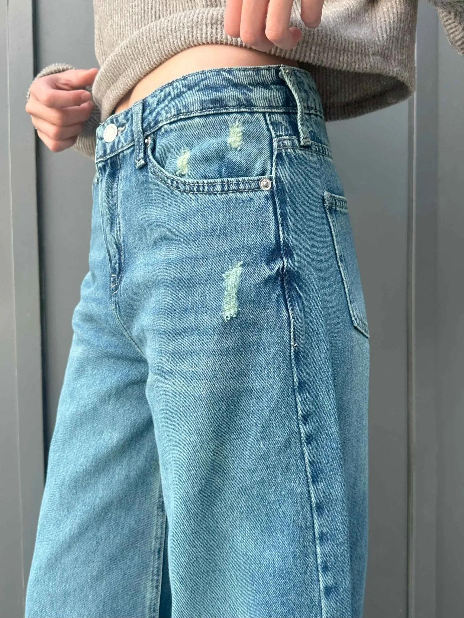 Extreme Wide Leg - Mid Vintage Blue Green Raw Hems Jeans.
