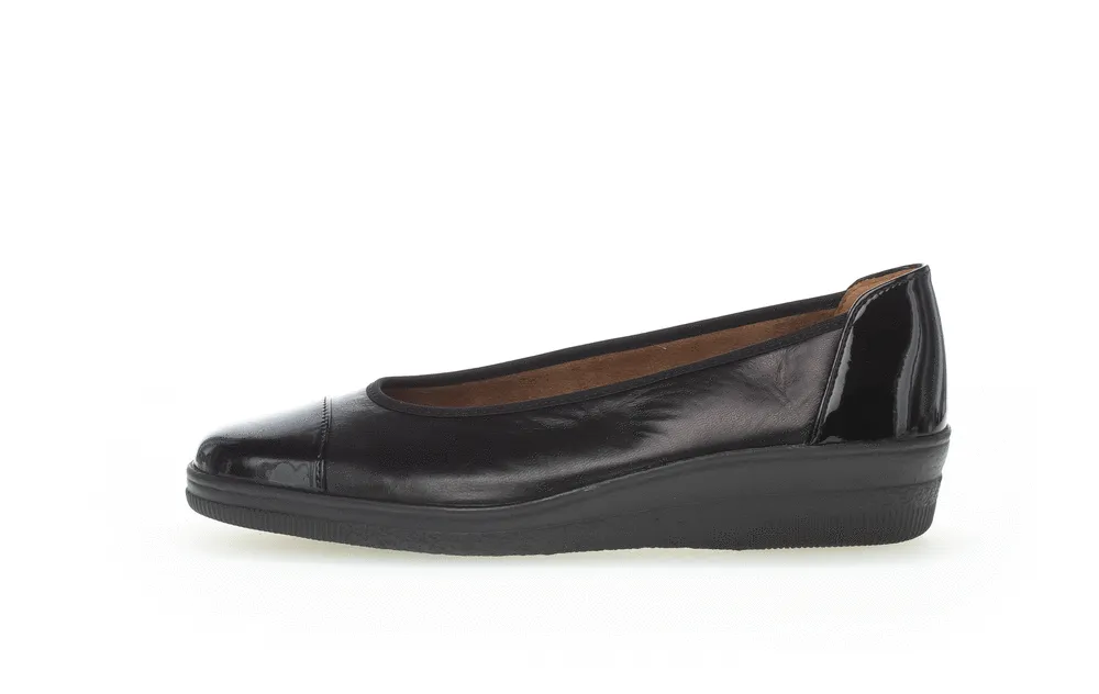 G06.402 - BLACK LEATHER