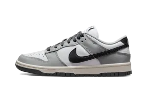 NIKE DUNK LOW LIGHT SMOKE GREY