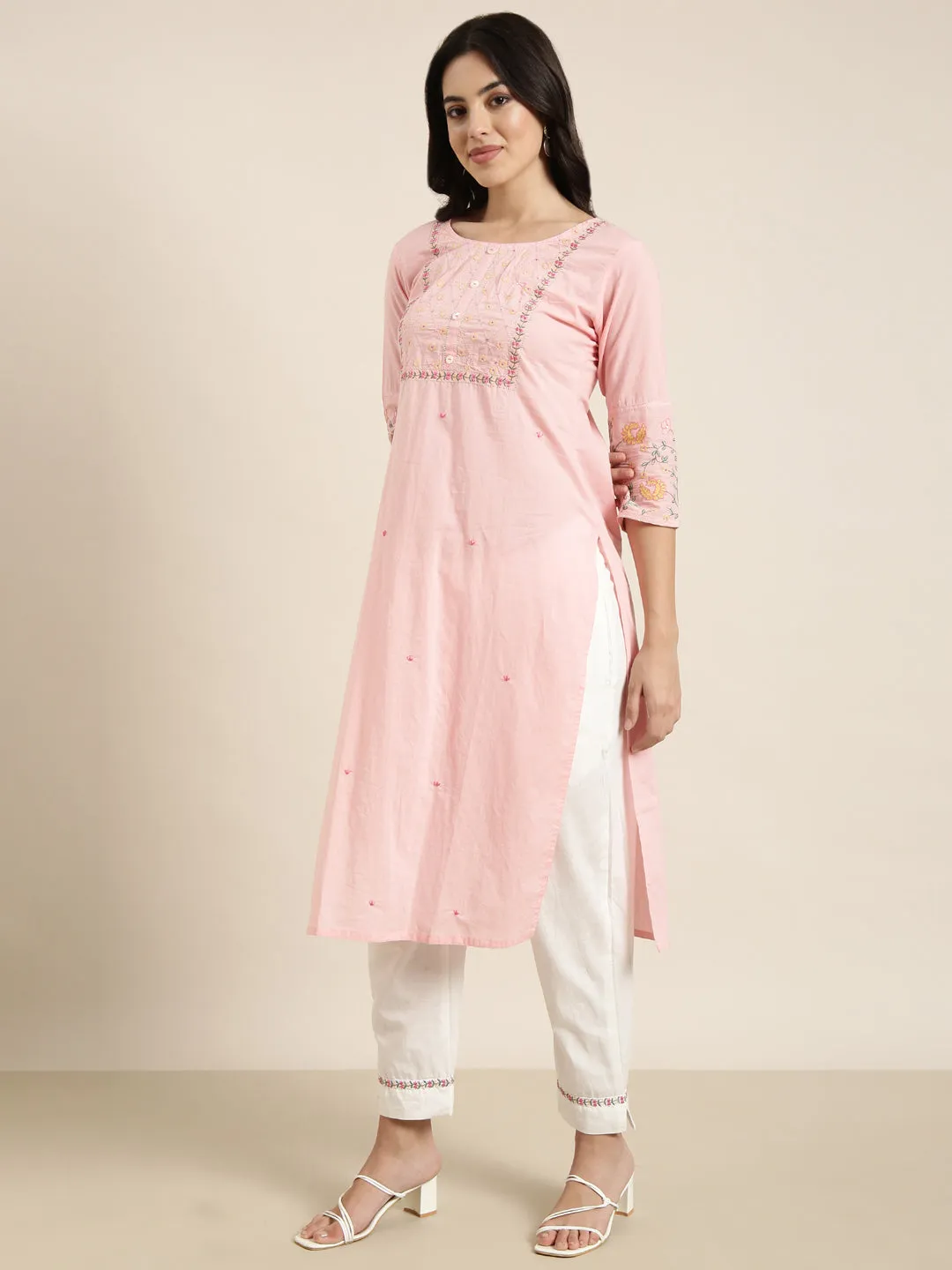 Women Straight Pink Solid Kurta and Trousers Set